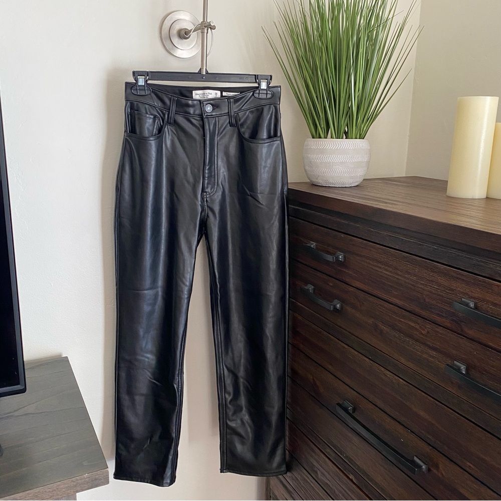 Abercrombie & Fitch The Ankle Straight Ultra High Rise | size 26